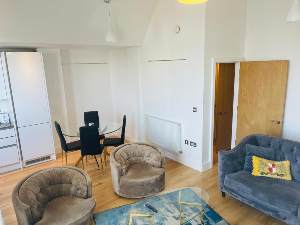 The Penthouse - Duplex Apartment London Exterior photo